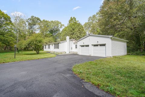 Tiny photo for 815 Mashamoquet Road, Pomfret, CT 06259 (MLS # 24156382)
