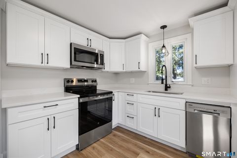 Tiny photo for 122 Capen Street, Windsor, CT 06095 (MLS # 24172291)