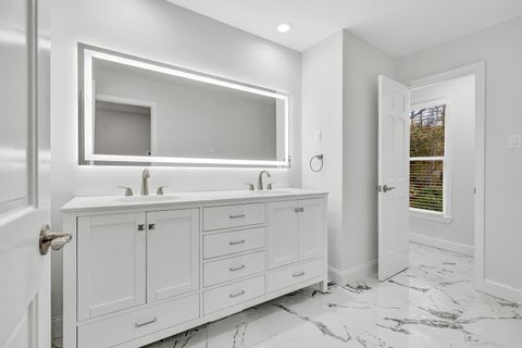 Tiny photo for 93 Putting Green Road N, Trumbull, CT 06611 (MLS # 24165562)