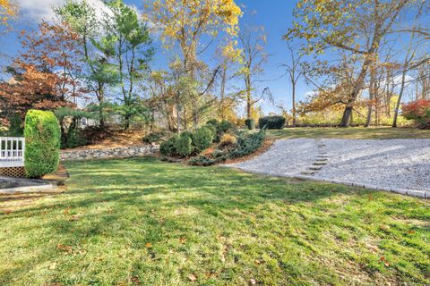 Tiny photo for 93 Putting Green Road N, Trumbull, CT 06611 (MLS # 24165562)