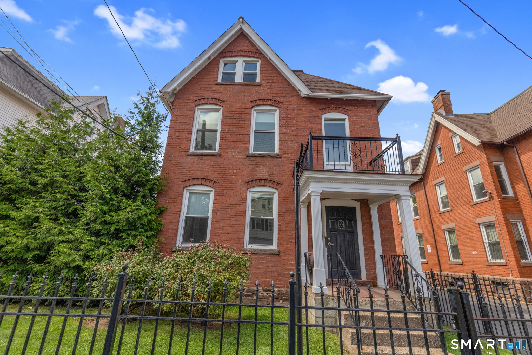 101 Oak Street