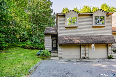 Photo of 489 Wolcott Street #40, Bristol, CT 06010 (MLS # 24184310)
