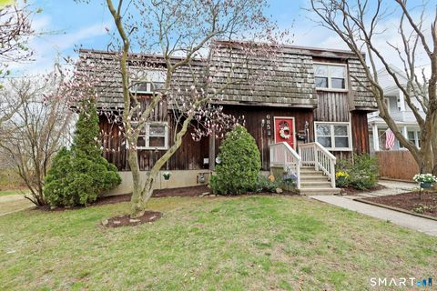 Homes For Sale - 685 Knapps Highway<br/> Fairfield, CT 06824
