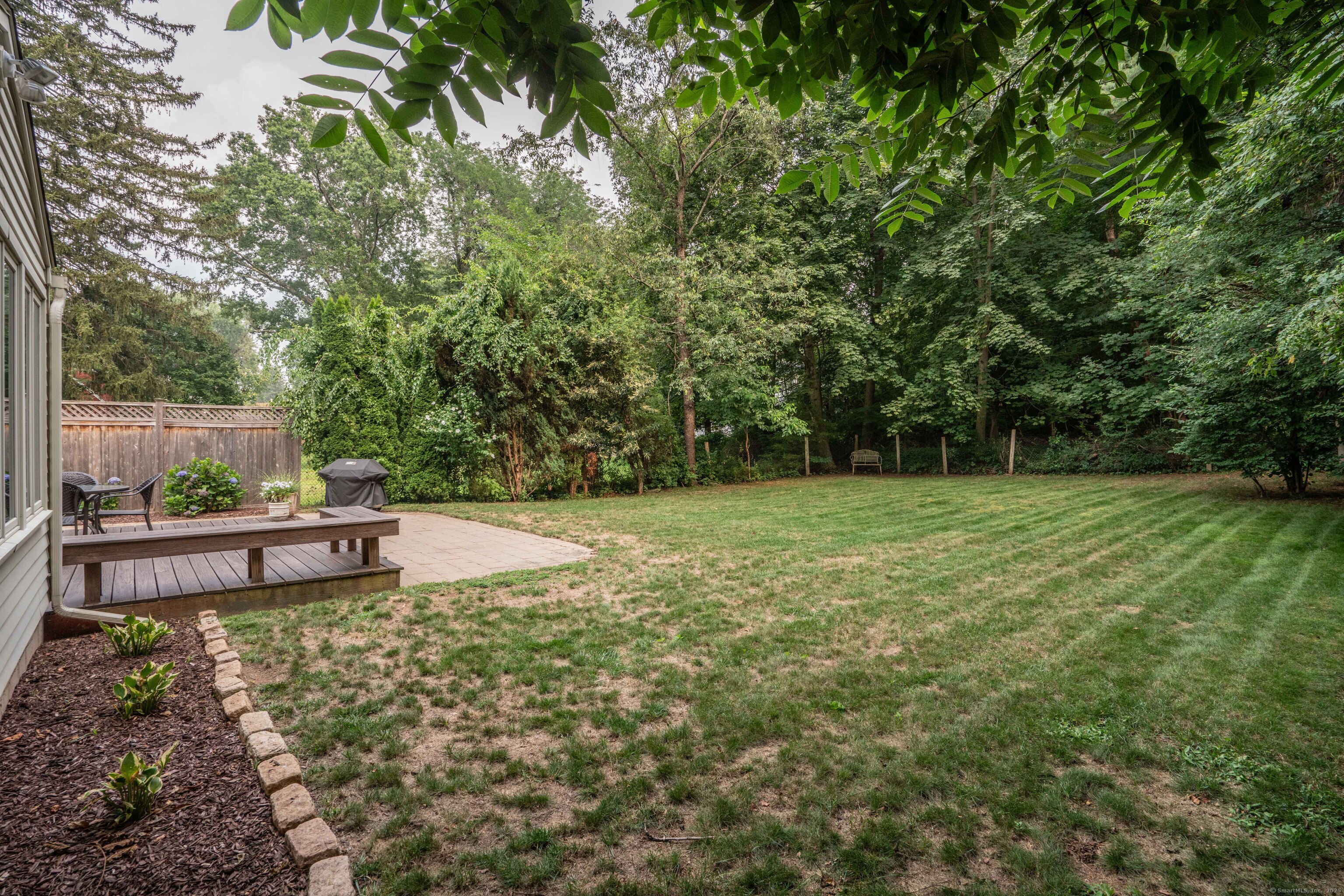 West Hartford, Connecticut 06107, United States, 3 Bedrooms Bedrooms, ,2 BathroomsBathrooms,Residential,Pending,187400