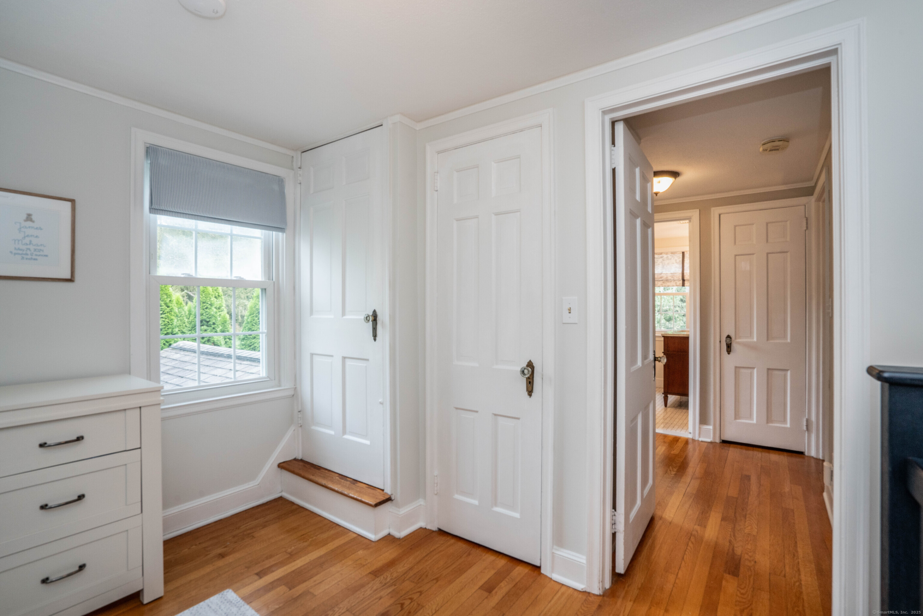 West Hartford, Connecticut 06107, United States, 3 Bedrooms Bedrooms, ,2 BathroomsBathrooms,Residential,Pending,187400