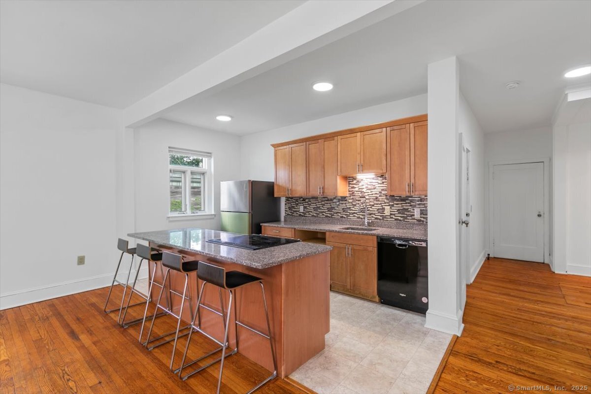 Photo 1 of Howe Street 2nd Floor, New Haven, Connecticut, $5,500, Web #: 24096712