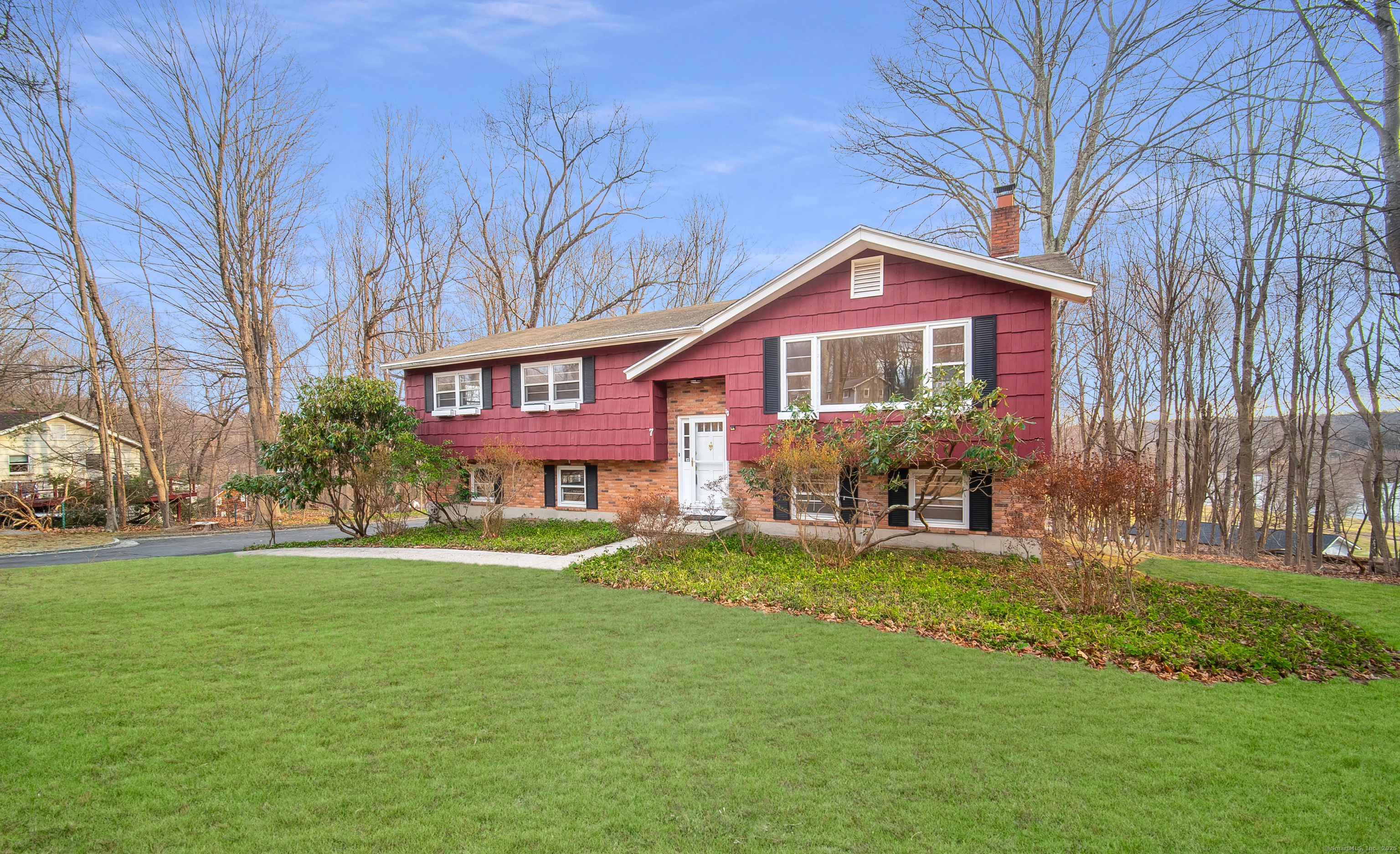 7 John Perry Drive, Danbury, Connecticut image 3