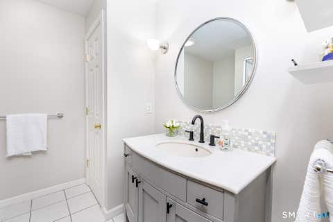 Tiny photo for 3 Linden Place #3A, Hartford, CT 06106 (MLS # 24200627)