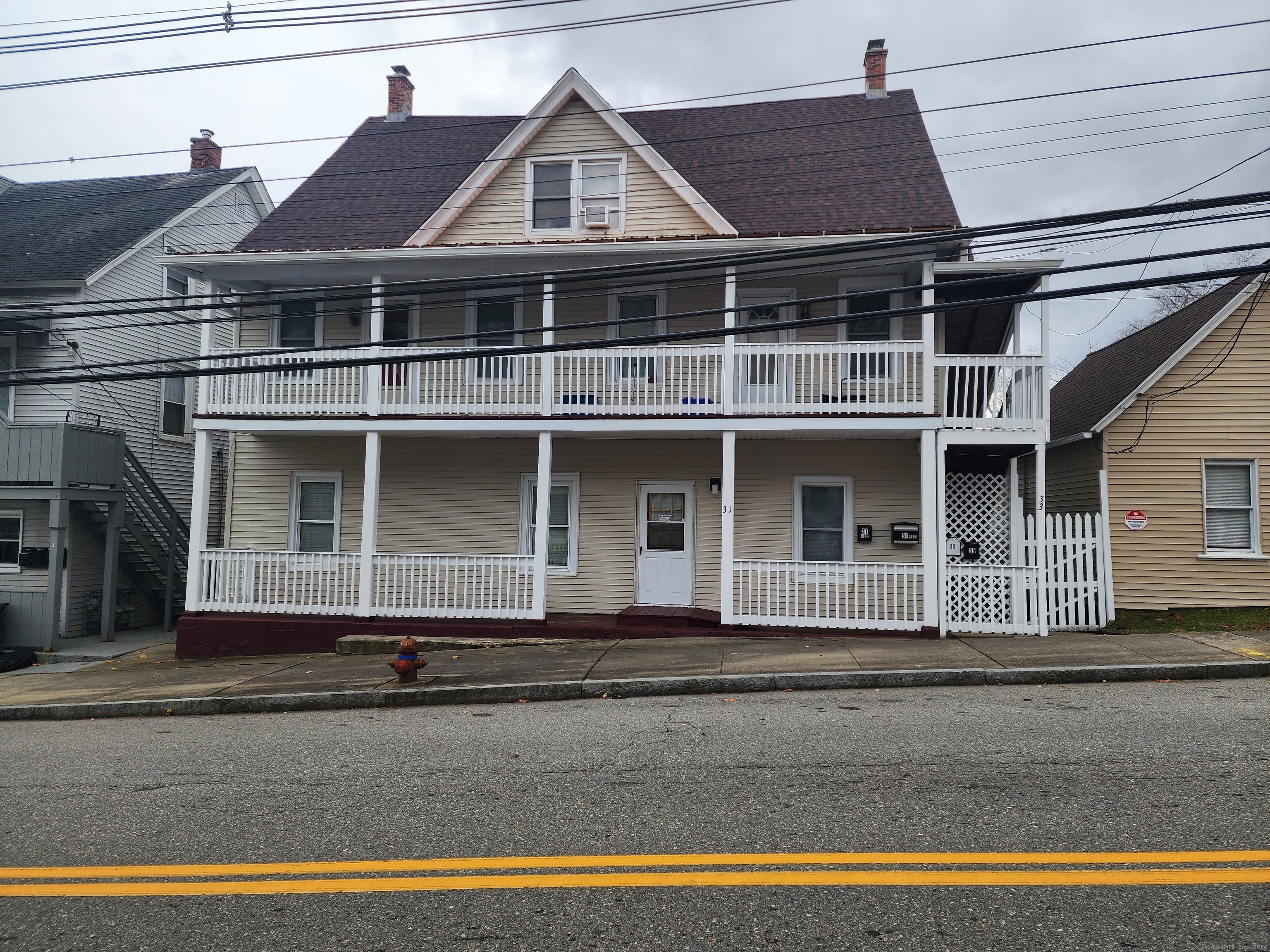 Rental Property at 3133 Merchants Avenue 31-1st Flo, Norwich, Connecticut - Bedrooms: 4 
Bathrooms: 1 
Rooms: 6  - $2,395 MO.