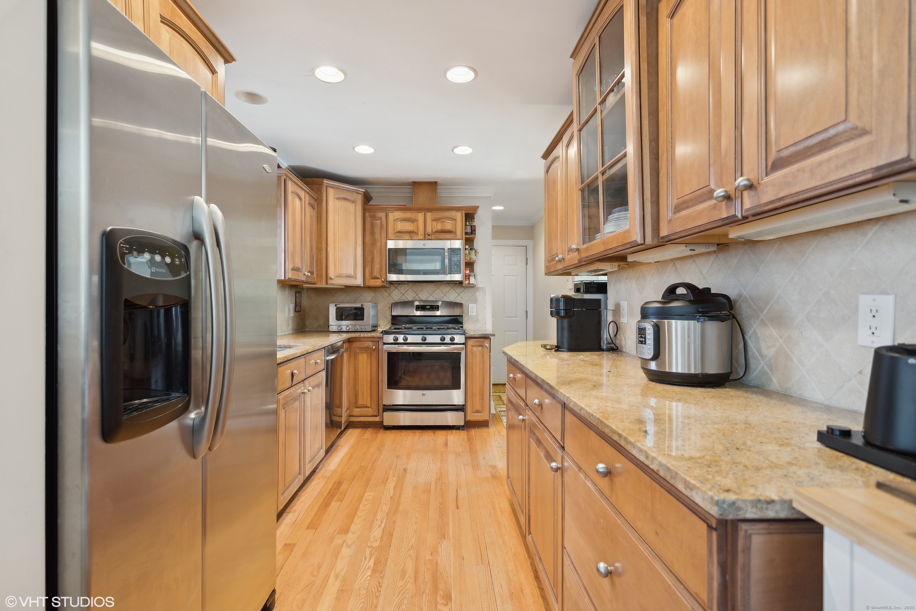 103 Rock Spring Road #APT 3, Stamford, Connecticut image 9