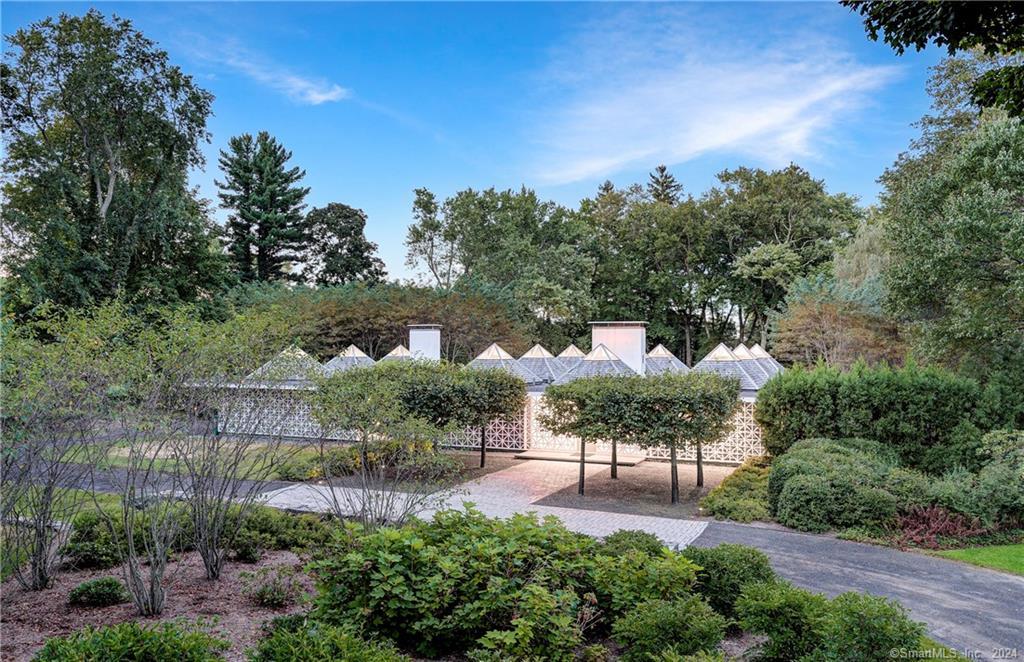 Property for Sale at 565 Oenoke Ridge, New Canaan, Connecticut - Bedrooms: 4 
Bathrooms: 5 
Rooms: 9  - $4,700,000