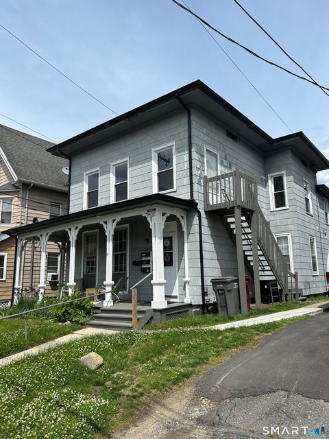 Multifamily For Rent - 163 Meadow Street #2 R<br/> Naugatuck, CT 06770