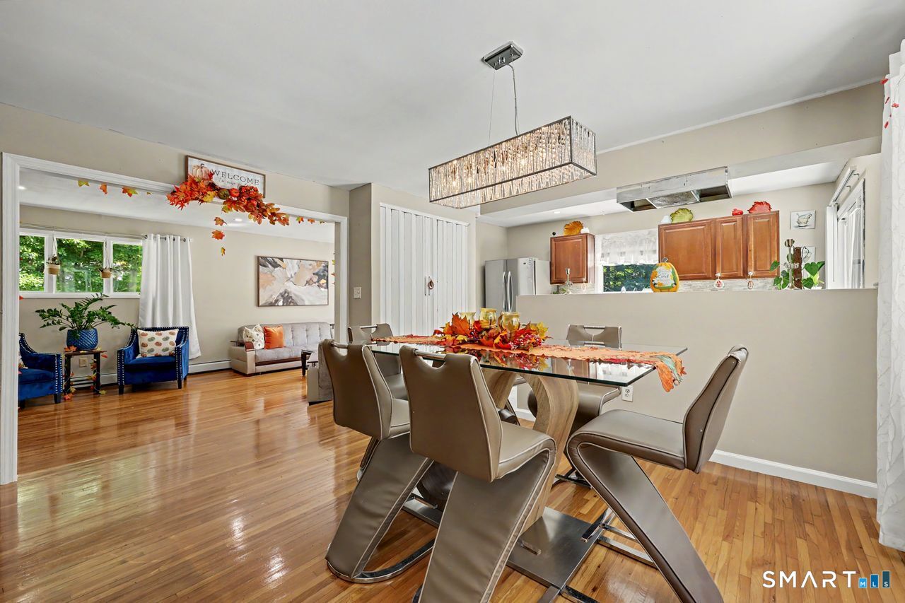 4 Clement Road