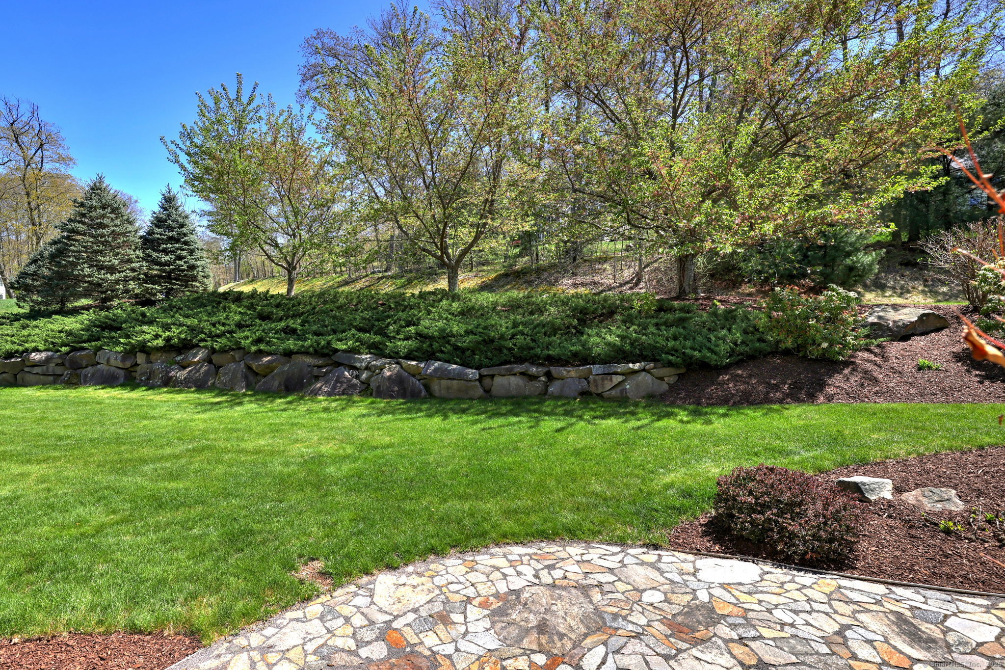 7 Coventry Lane, Oxford, Connecticut image 18