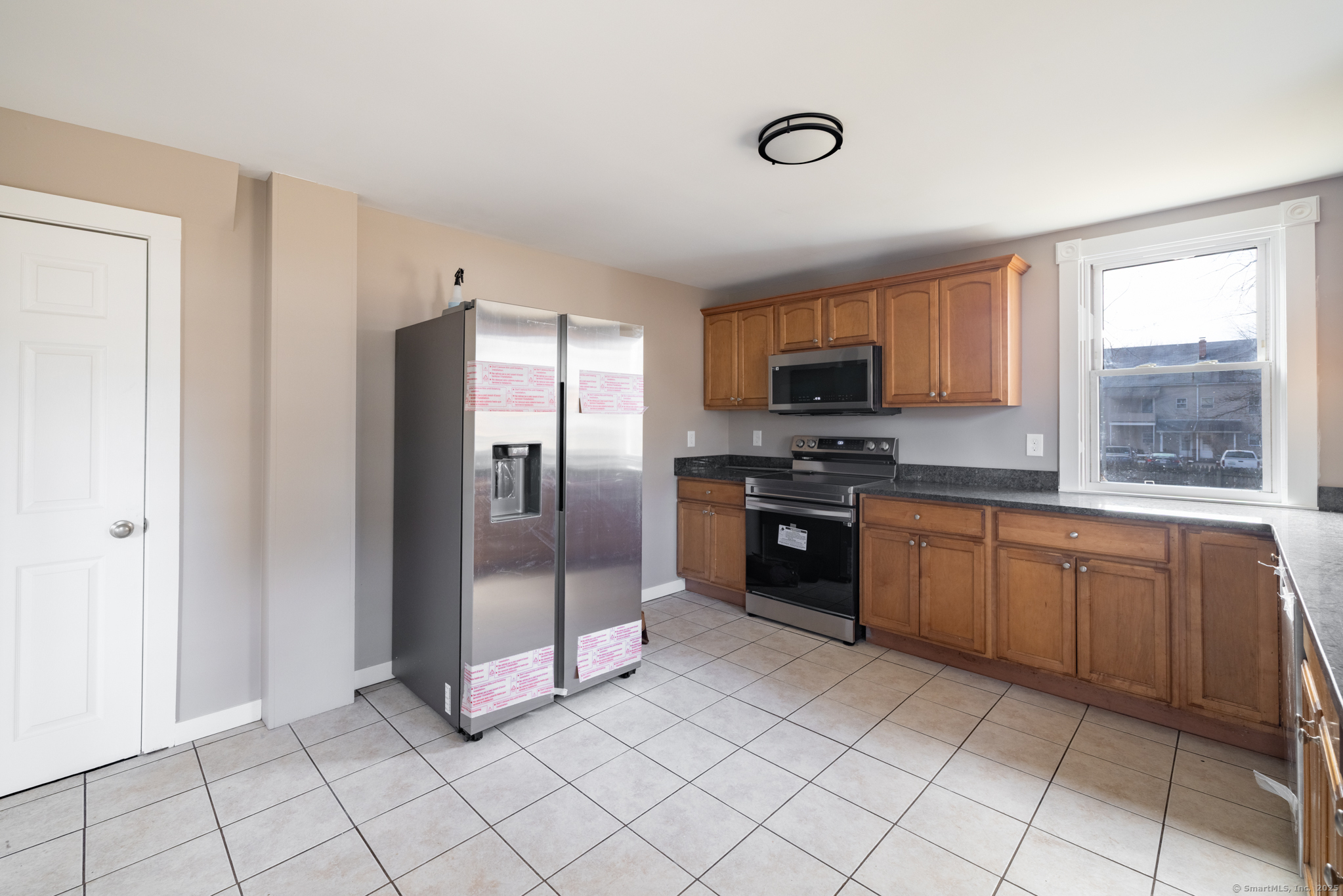 33 Prince Street, Bristol, Connecticut image 9