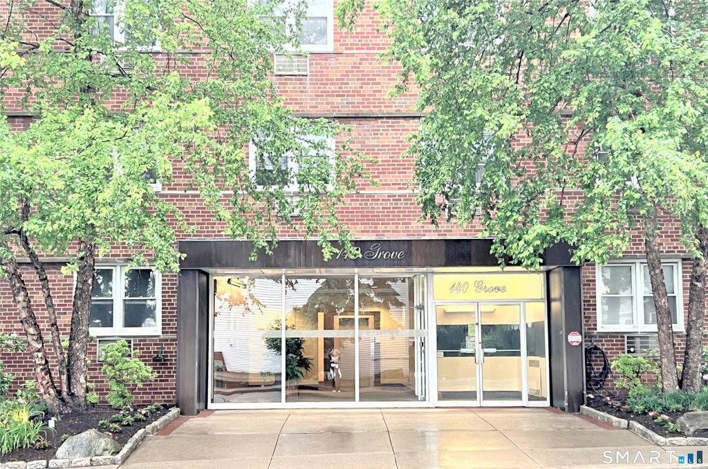 Photo of 140 Grove Street #APT 7D, Stamford, CT 06901 (MLS # 24149695)