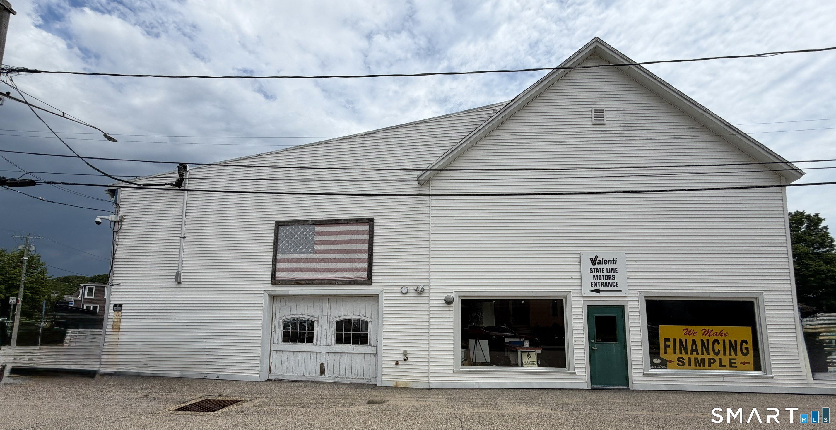 106 West Broad Street