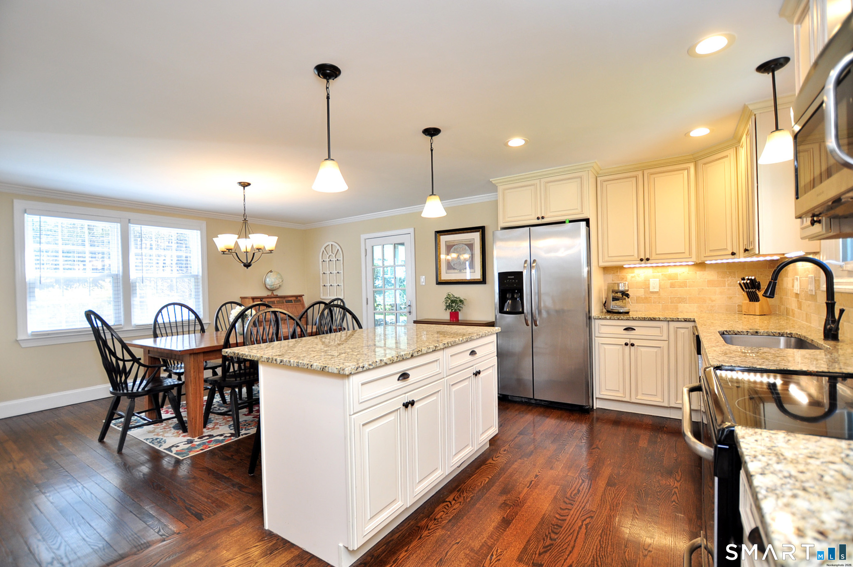 281 West Mountain Road