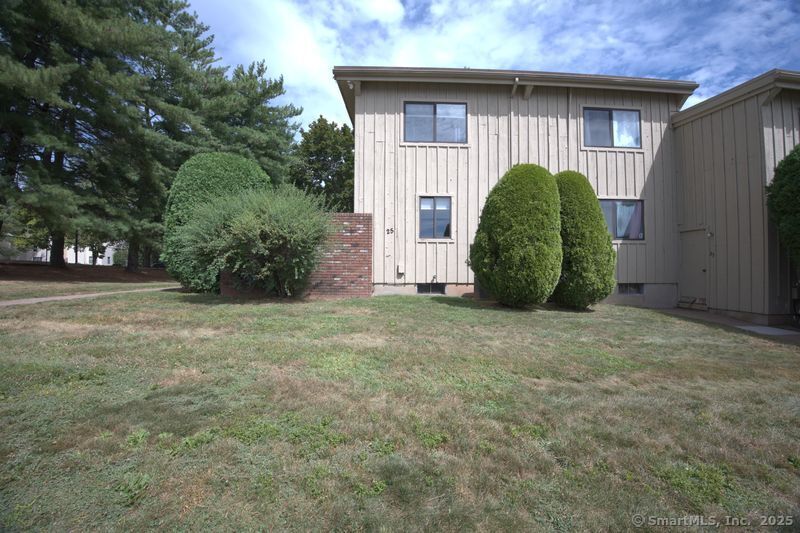 25 Webster Court 25