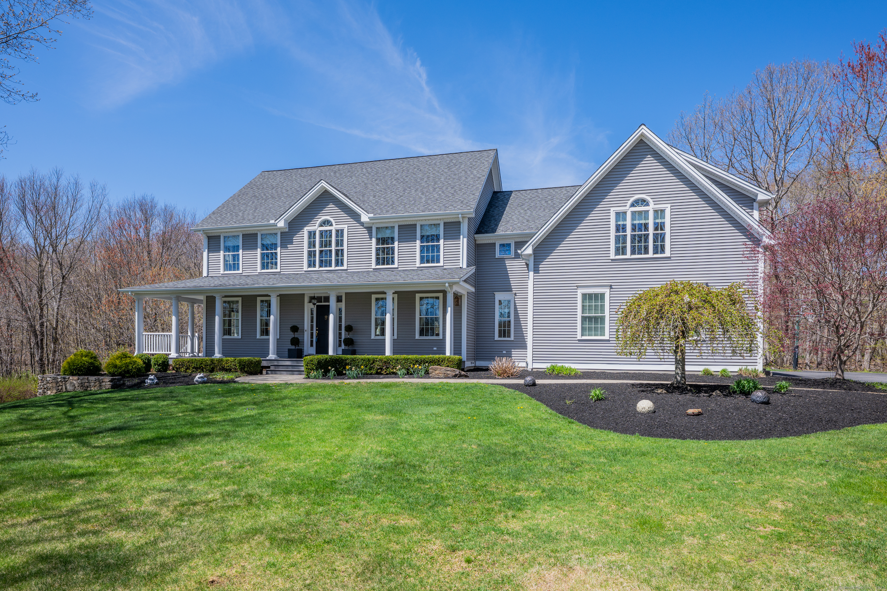 38 Warren Glen