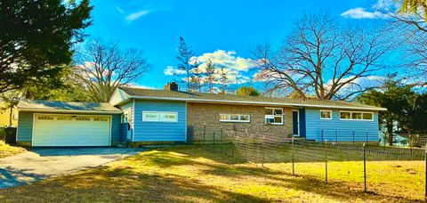 20 Palmer Street Montville CT 06382