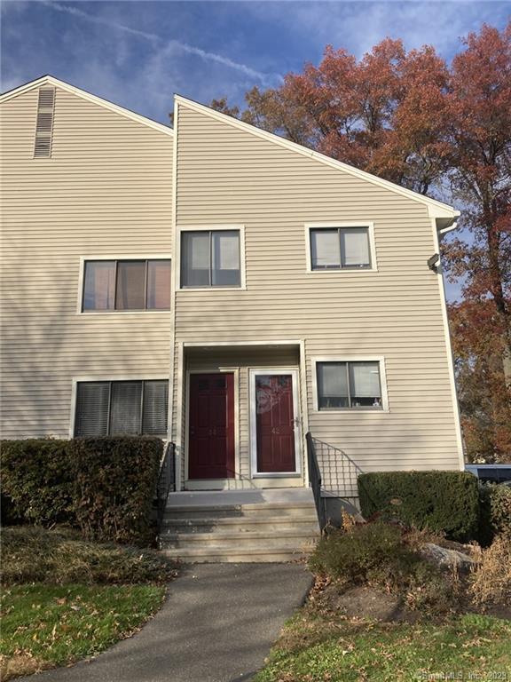 44 Lance Circle #44, Bridgeport, Connecticut image 1