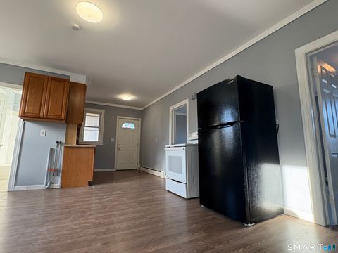 Tiny photo for 3 Omo Street #2, Middletown, CT 06457 (MLS # 24144350)