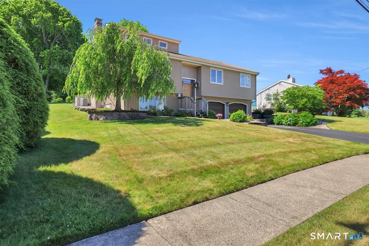 27 Evergreen Road
