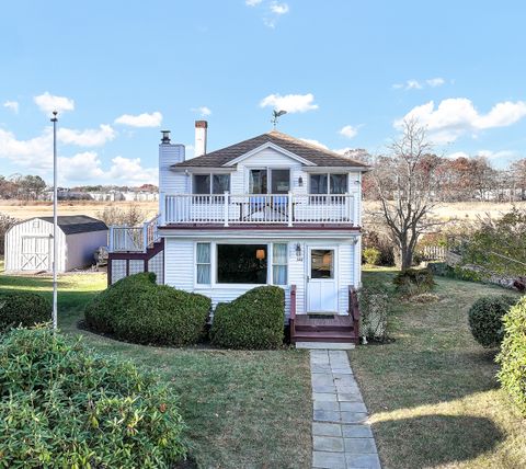 A home in Clinton