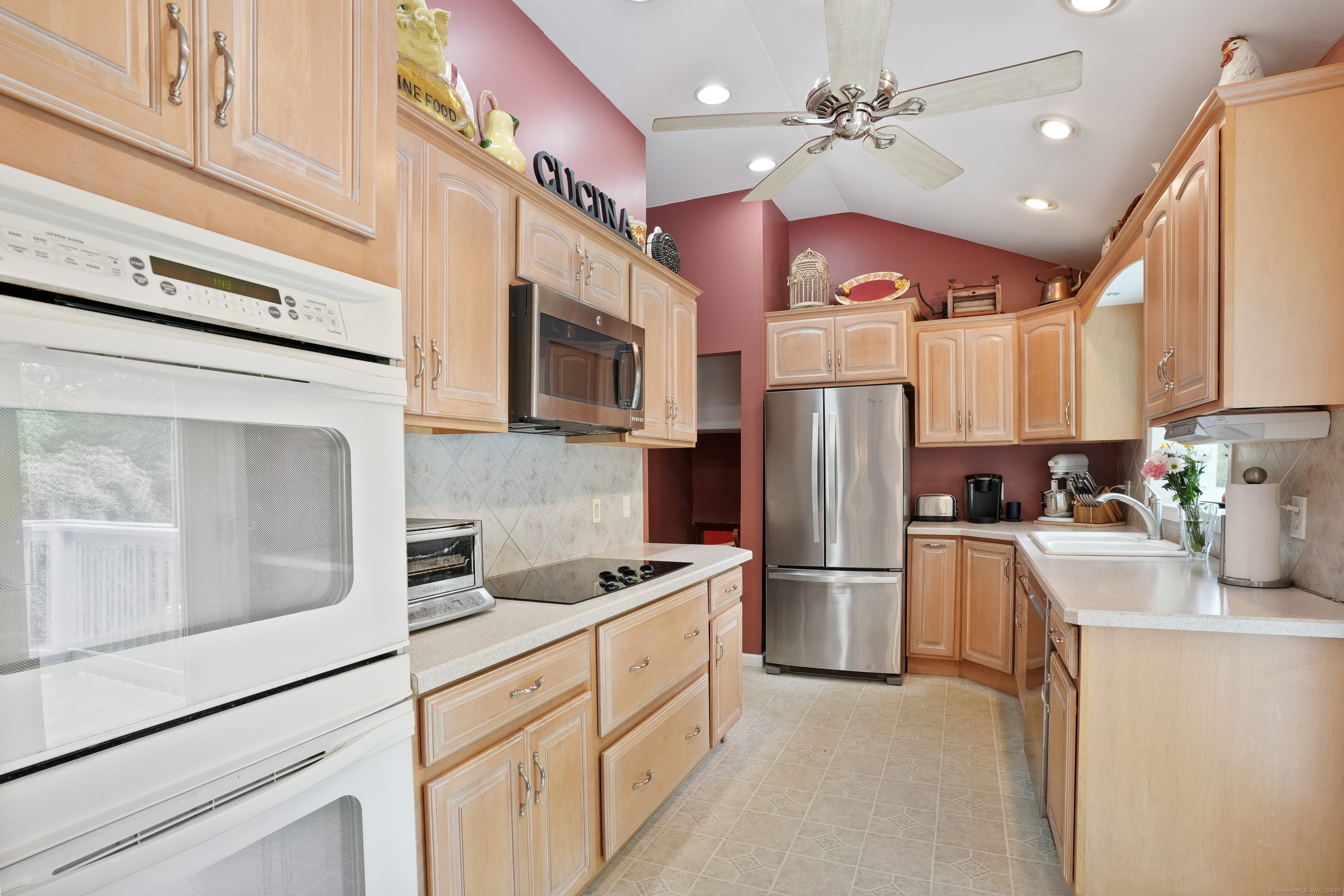 306 Litchfield Turnpike, Bethany, Connecticut image 9
