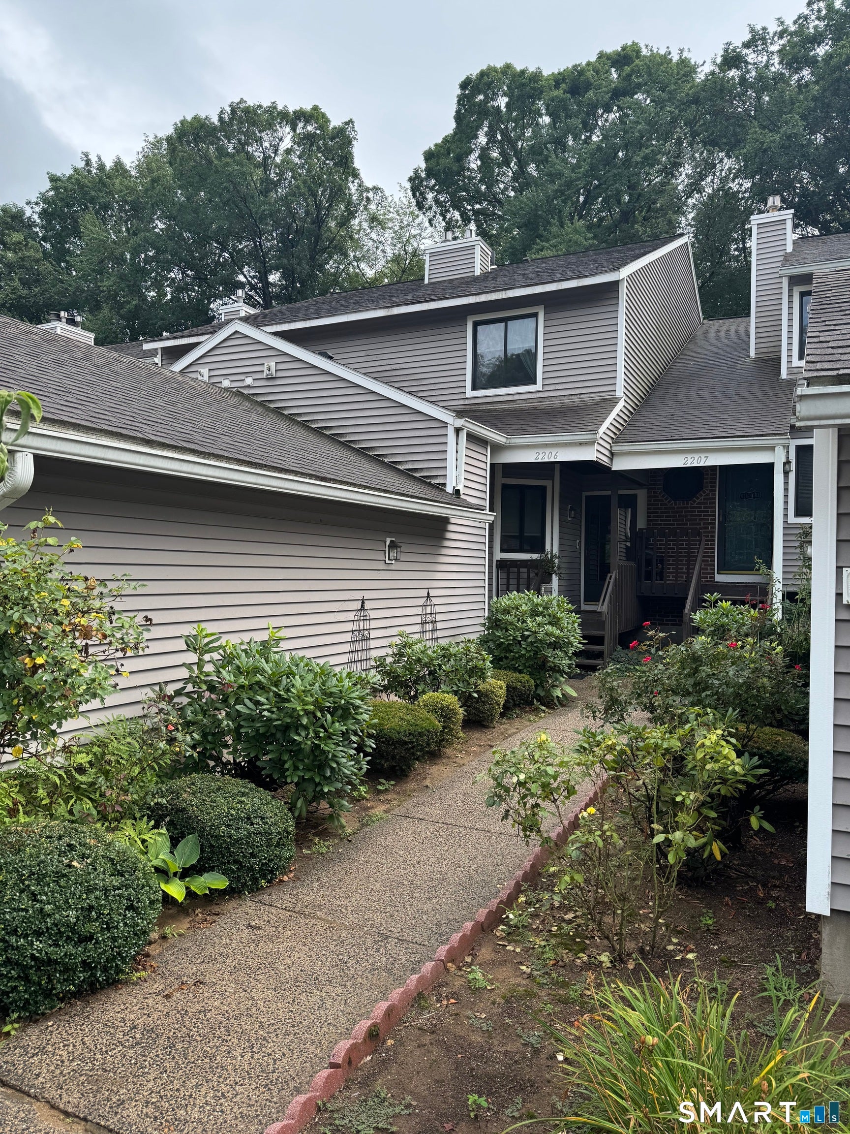 2206 Mill Pond Drive 2206
