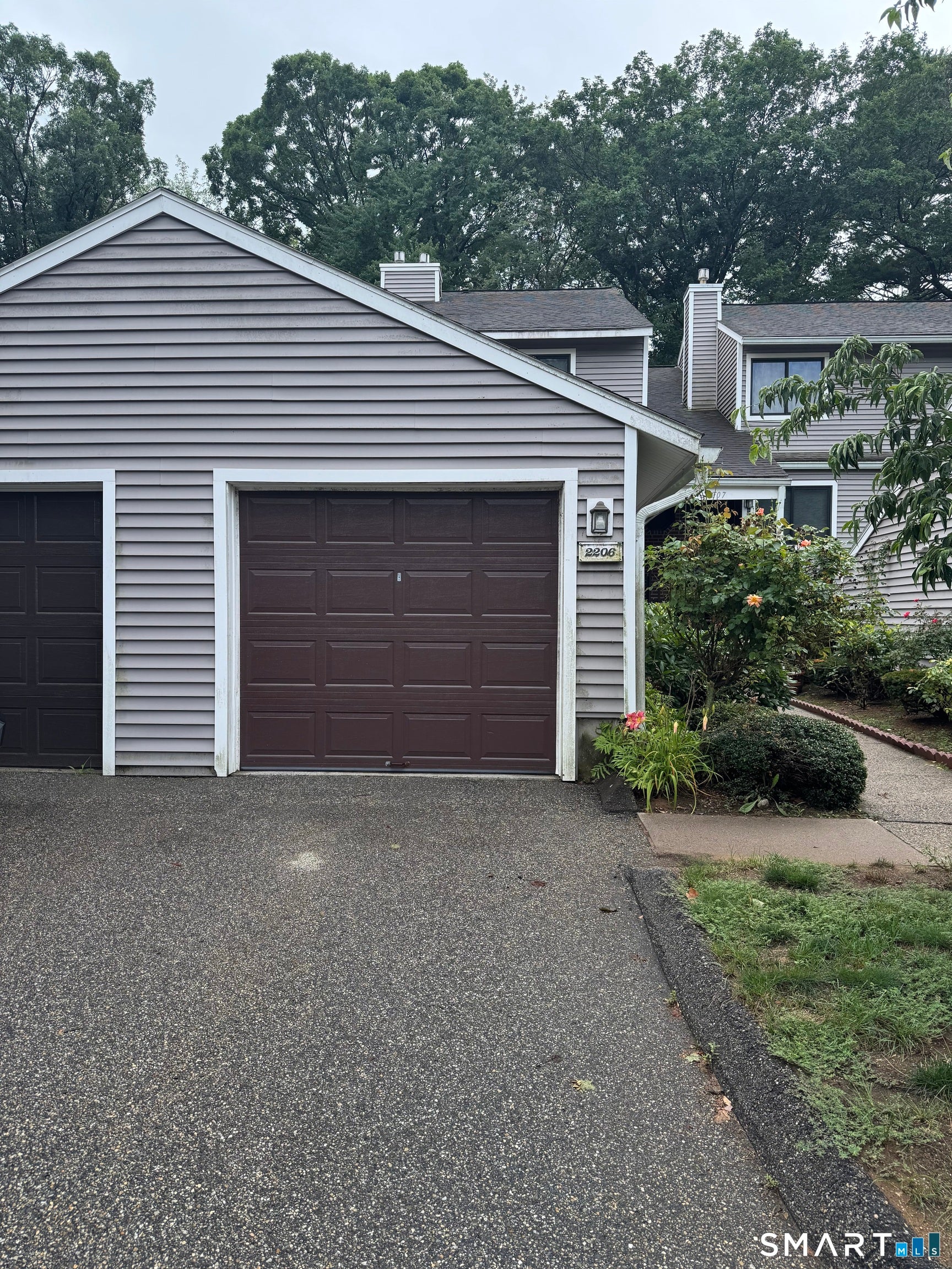 2206 Mill Pond Drive 2206