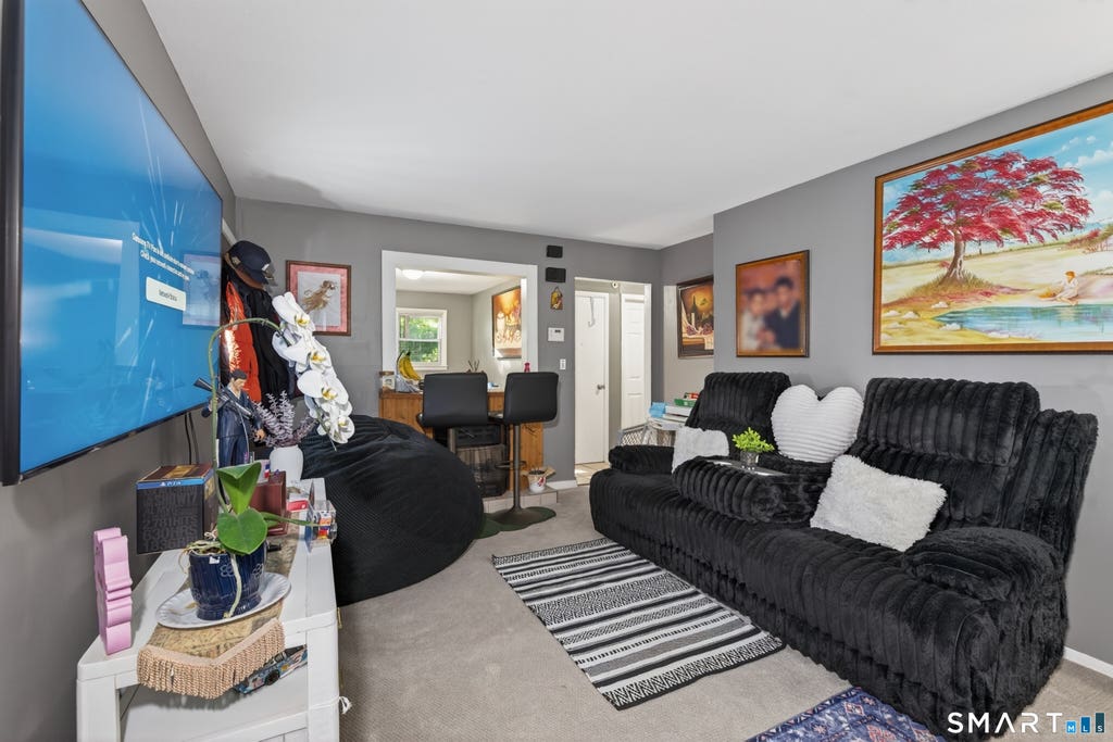 Photo of 95 Oak Ridge Drive #47, New Haven, CT 06513 (MLS # 24183429)