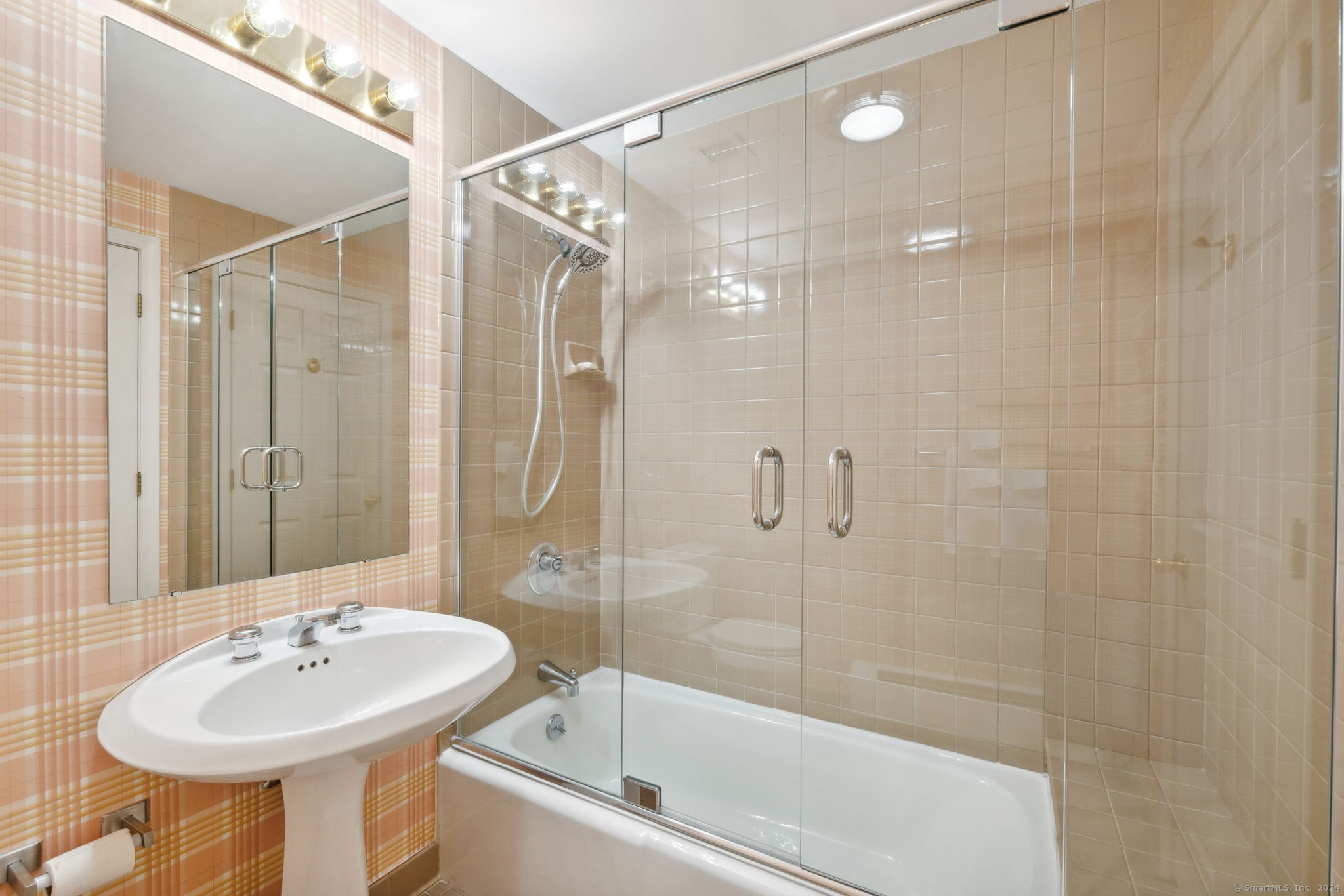 235 E River Drive #APT 1602, East Hartford, Connecticut image 19