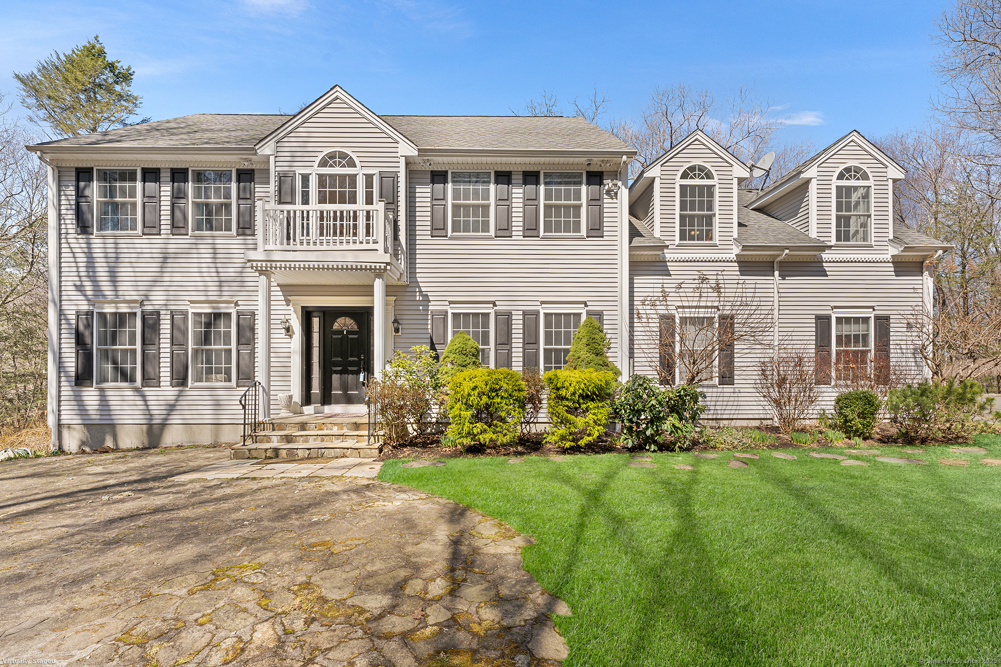 44 Oakmont Trail, Monroe, Connecticut image 1