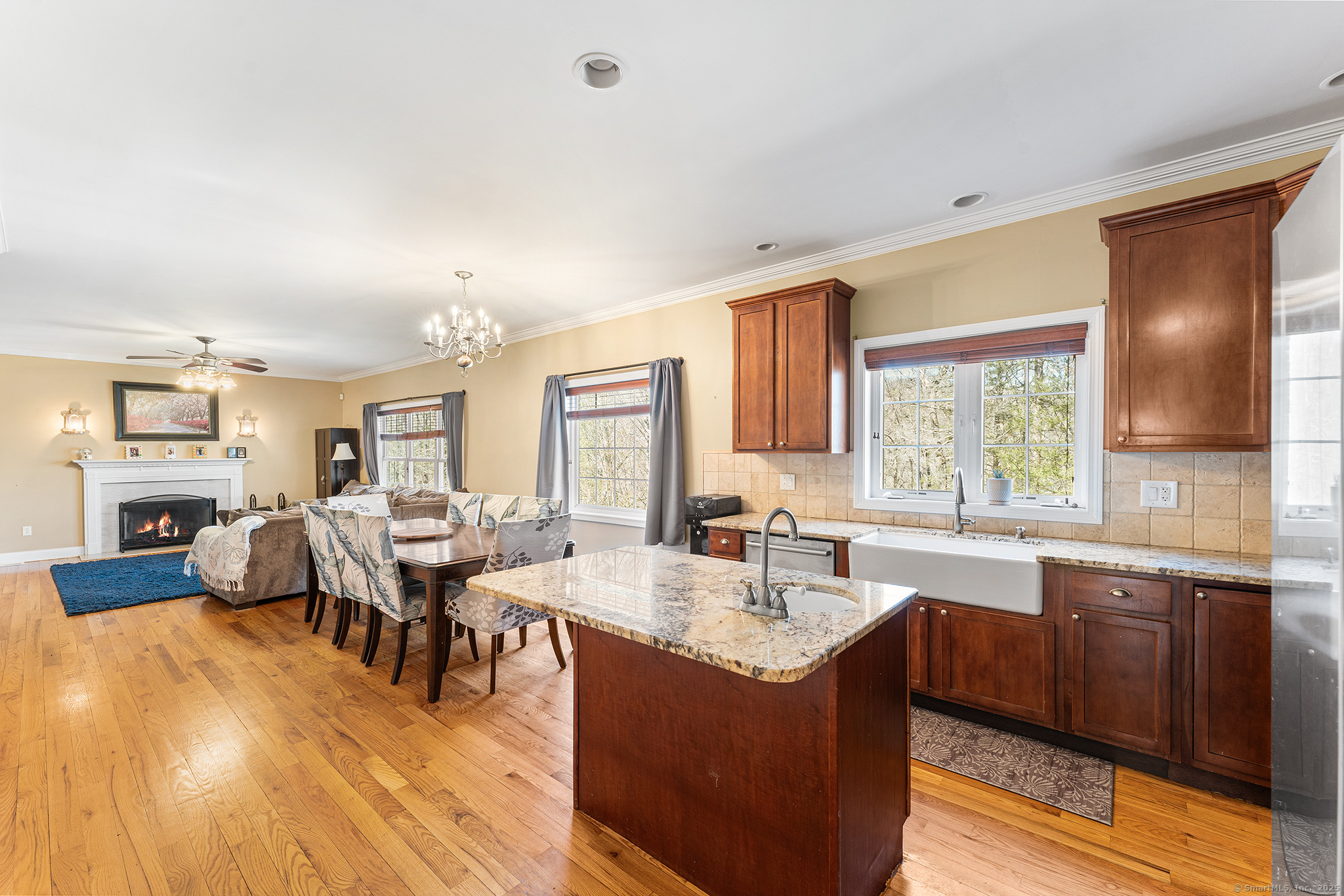 44 Oakmont Trail, Monroe, Connecticut image 10