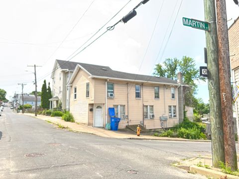 32 Ridge Street Waterbury CT 06706