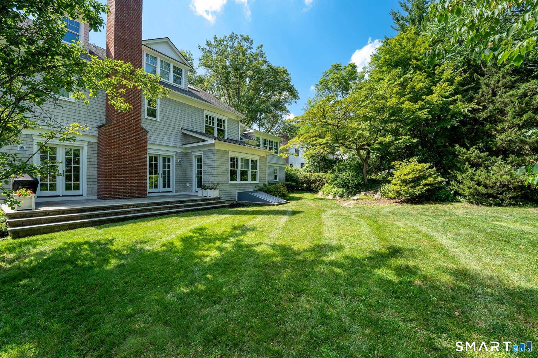 16 Annjim Drive