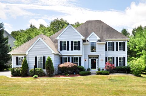 Photo of 32 Arlington Drive, Avon, CT 06001 (MLS # 24109249)