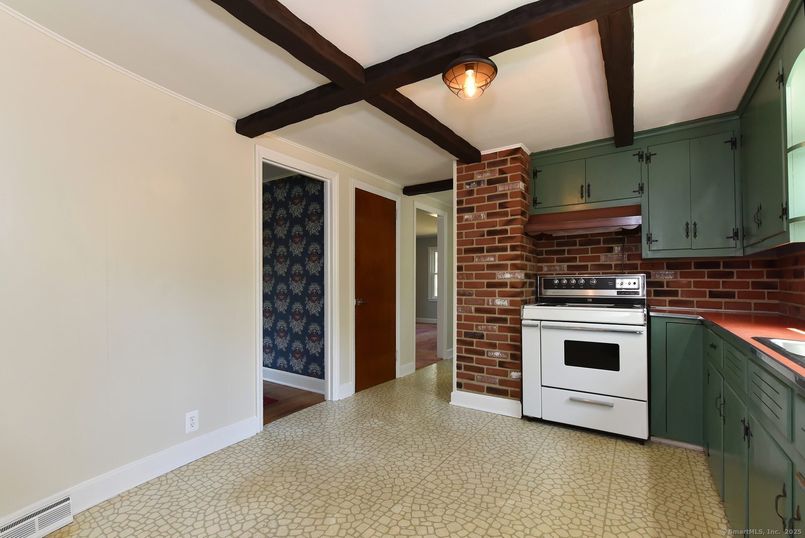 64 Tartia Road, East Hampton, Connecticut image 18