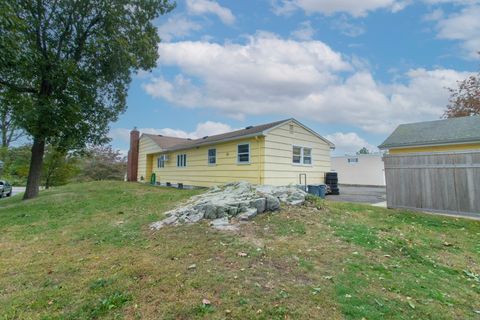 Tiny photo for 100 S End Road, New Haven, CT 06512 (MLS # 24132519)
