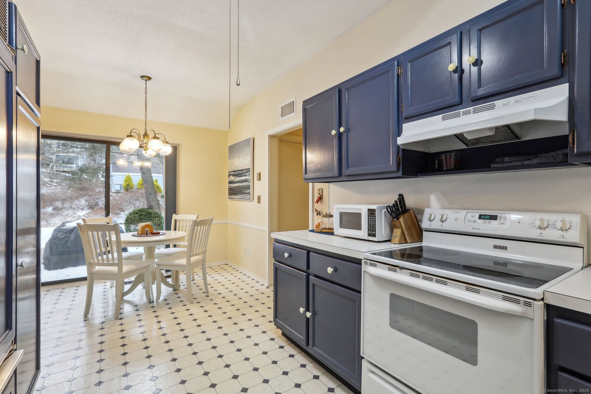 259B Krueger Circle, Southbury, Connecticut image 14