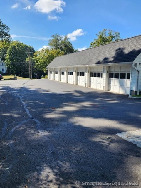 Tiny photo for 96 East Avenue #APT C, New Canaan, CT 06840 (MLS # 24133720)