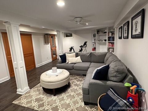 Tiny photo for 96 East Avenue #APT C, New Canaan, CT 06840 (MLS # 24133720)