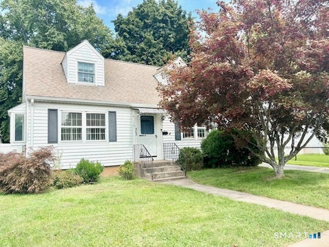 Photo of 303 Cooper Hill Street, Manchester, CT 06040 (MLS # 24207991)
