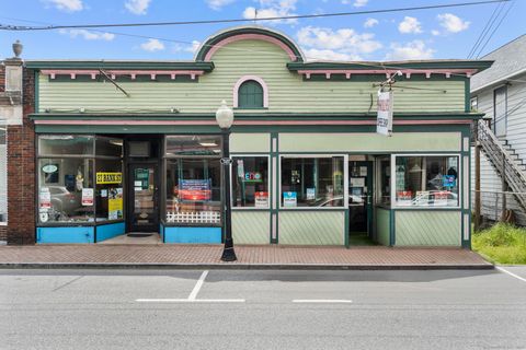 27 Bank Street Seymour CT 06483