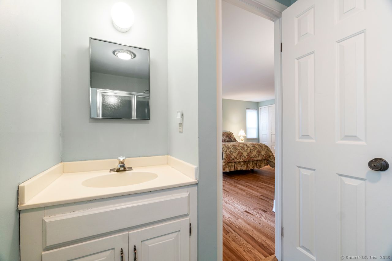 31 Harbour Village #A, Branford, Connecticut image 29