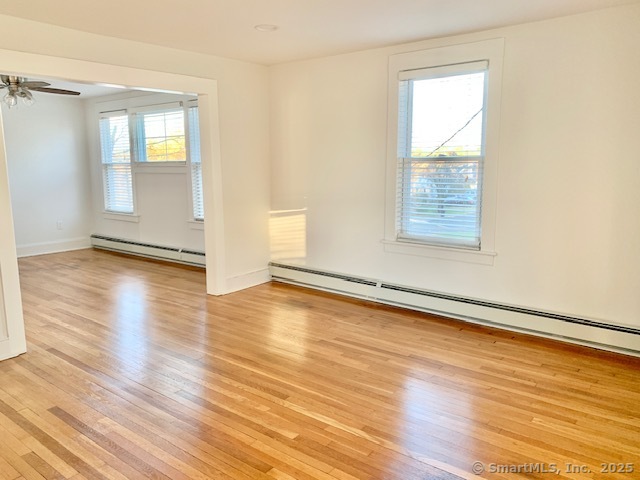 Rental Property at Pershing Street 2 Floor, Norwalk, Connecticut - Bedrooms: 4 
Bathrooms: 2 
Rooms: 6  - $3,600 MO.