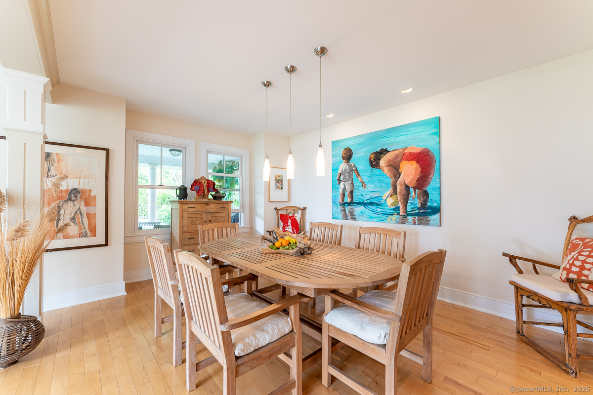 New London, Connecticut 06320, United States, 4 Bedrooms Bedrooms, ,4 BathroomsBathrooms,Residential,Active,179300