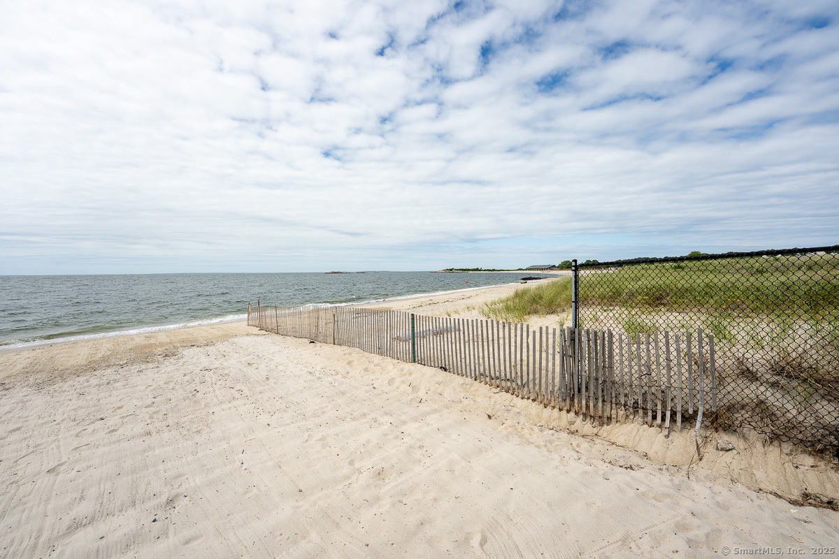 New London, Connecticut 06320, United States, 4 Bedrooms Bedrooms, ,4 BathroomsBathrooms,Residential,Active,179300